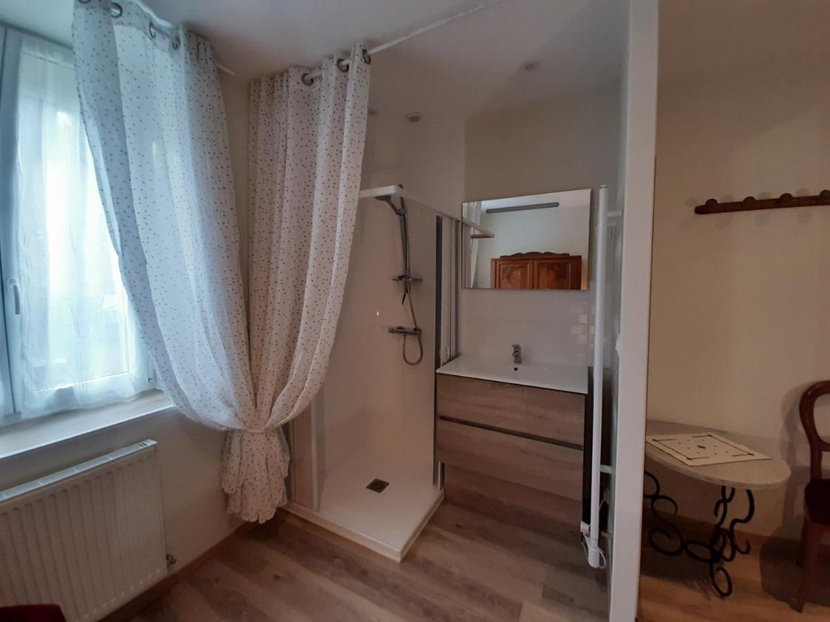 Le Plain Pied Sur Place Le Mêle-sur-Sarthe المظهر الخارجي الصورة